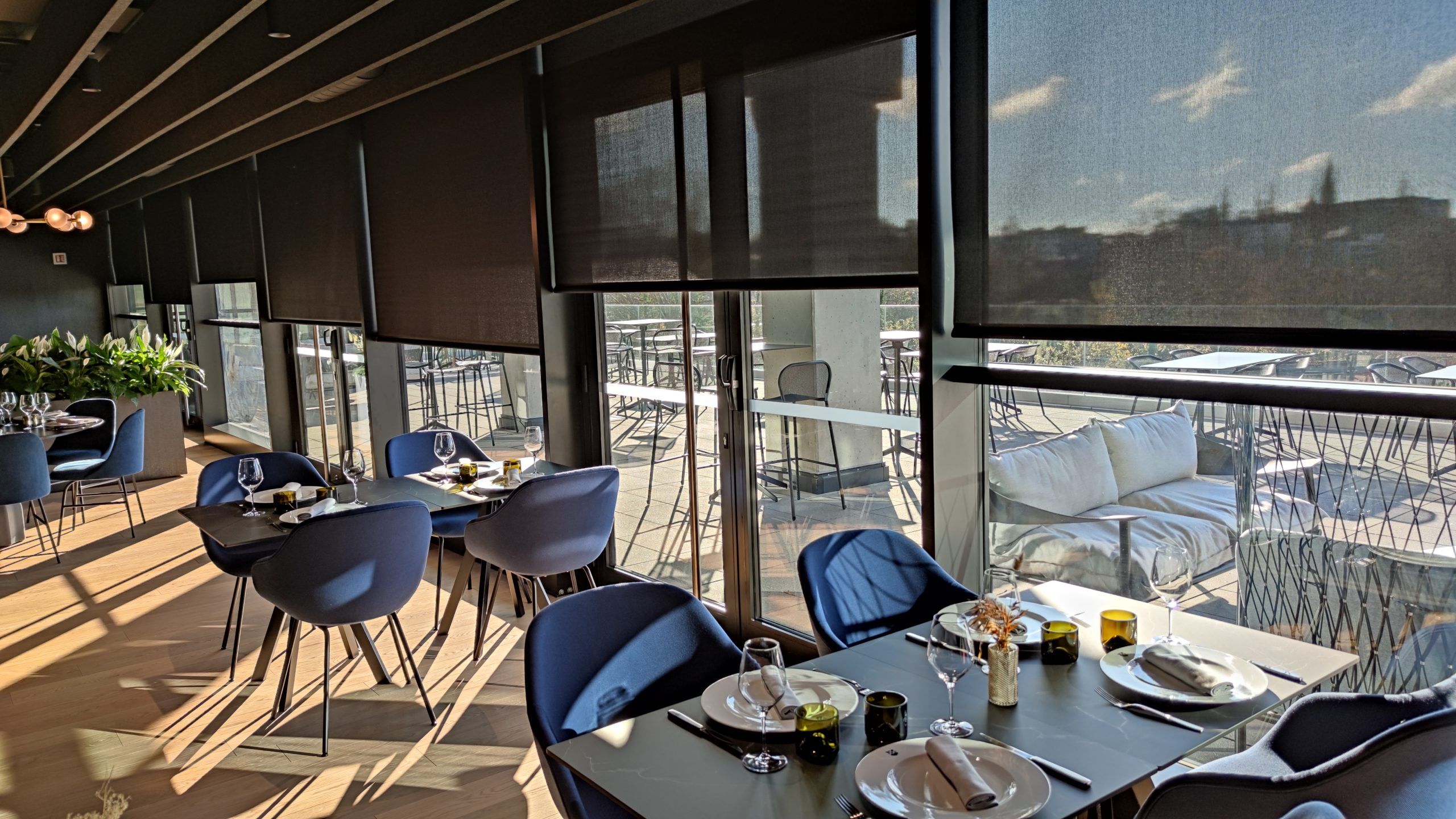 Cl10 STORES ENROULEURS CL10 AVEC TOILE SCREEN COPAHOME (METZ FRANCE) - Ruban ...